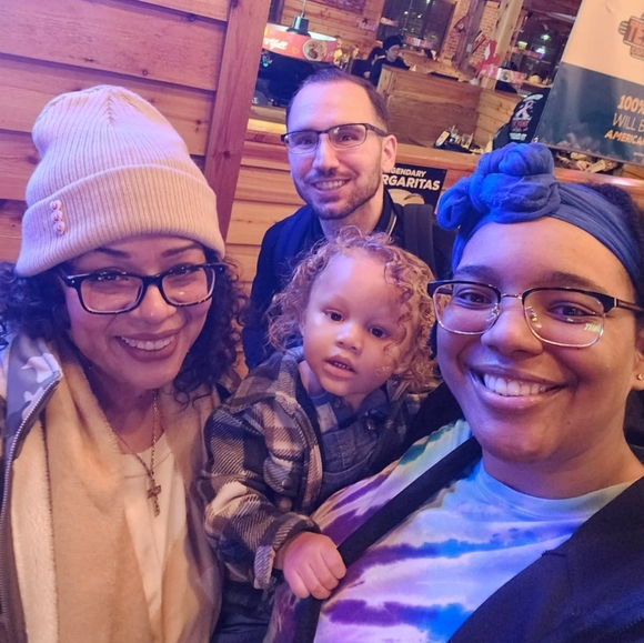 🎶💃11/16 7:09AM PST SHARING YOURS & MINE PLEASE NO SHIPPING SUPPLIES OR MAC 🎶 - Picture 6 of 15